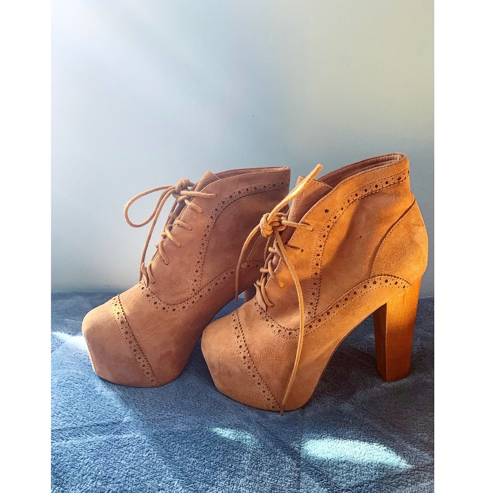 NWOT. Jeffrey Campbell Rare Oxford LITAS 7.5
